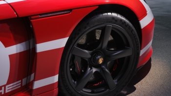 保时捷Carrera GT壁纸