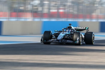 F1奔驰壁纸
