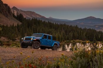 Jeep角斗士壁纸