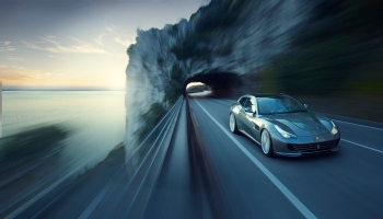 法拉利GTC4Lusso壁纸