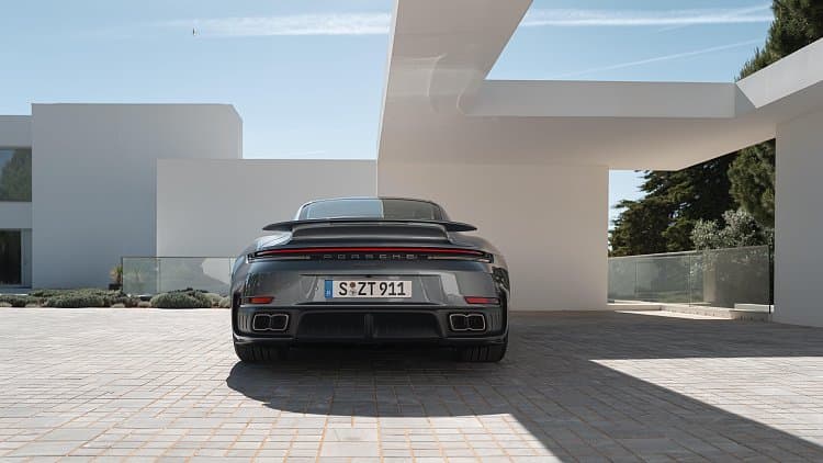 保时捷 911 Turbo S 高清全屏壁纸