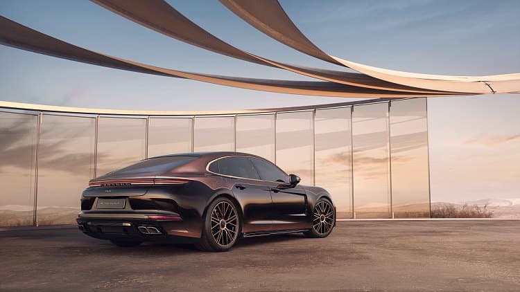 保时捷 Panamera Turbo Sonderwunsch 高清全屏壁纸