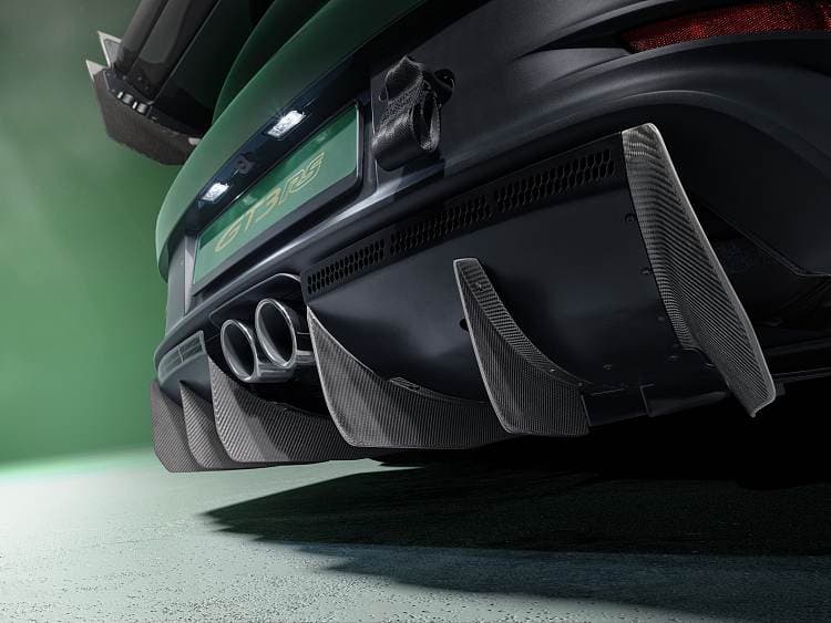 保时捷 911 GT3 RS with Manthey Kit 高清全屏壁纸