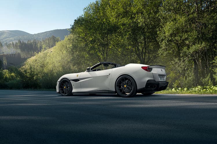 法拉利 Portofino m novitec 高清全屏壁纸