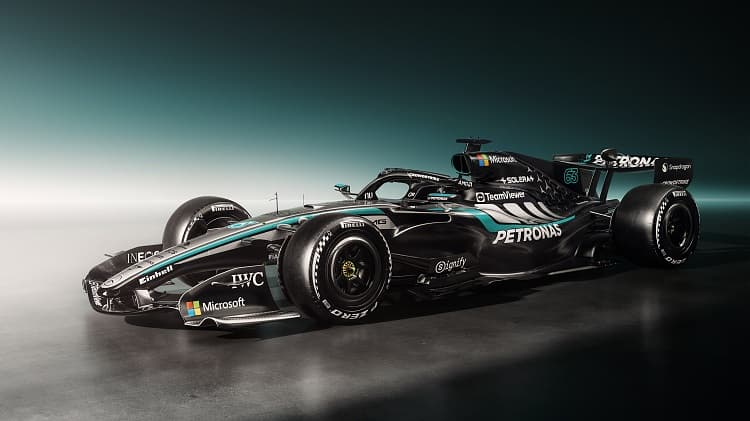 F1 奔驰 W17 E  Performance 高清全屏壁纸