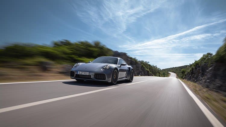 保时捷 911 Turbo S 高清全屏壁纸