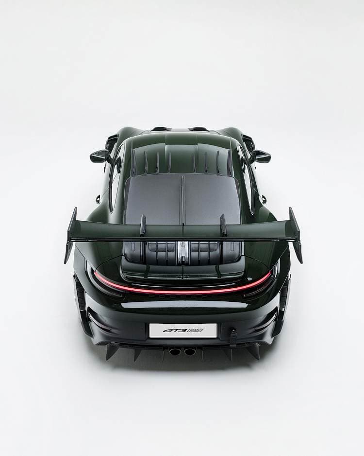保时捷 911 GT3 RS with Manthey Kit 高清全屏壁纸
