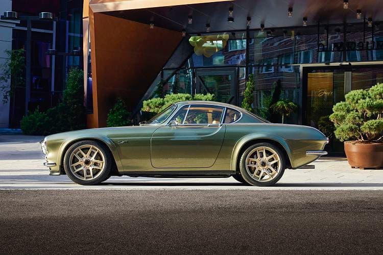 沃尔沃 P1800 GT Cyan 高清全屏壁纸