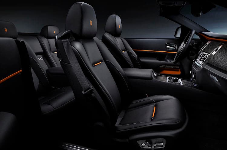 劳斯莱斯 曜影 Black Badge 高清全屏壁纸