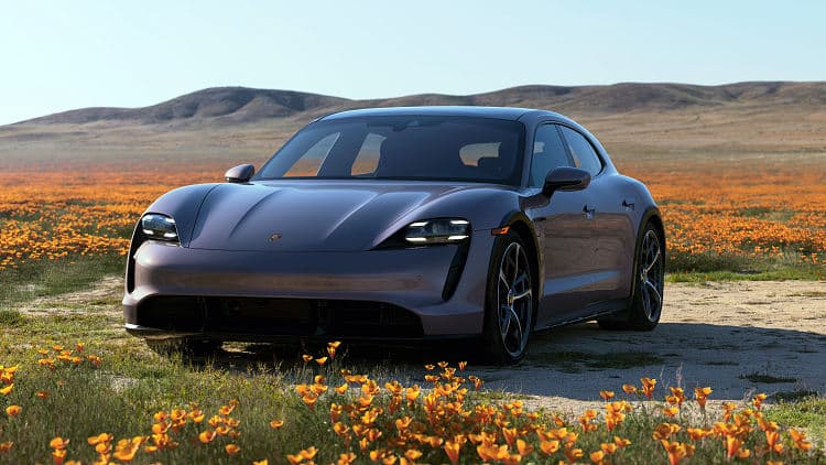 保时捷 Taycan turbo s 高清全屏壁纸