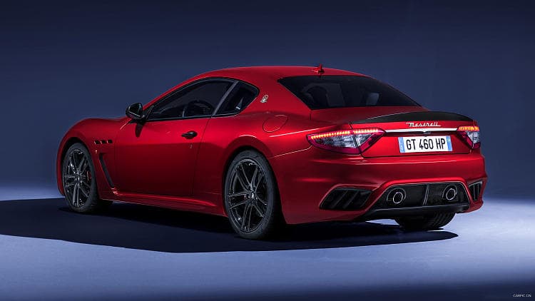 玛莎拉蒂 GranTurismo  高清全屏壁纸