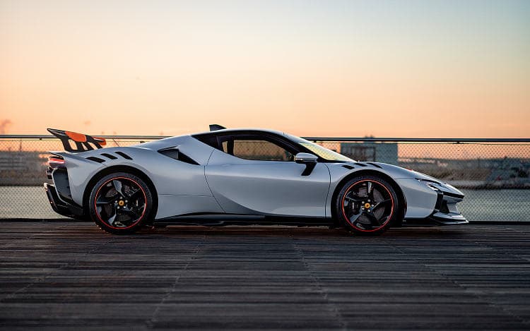 法拉利 SF90 xx stradale 高清全屏壁纸