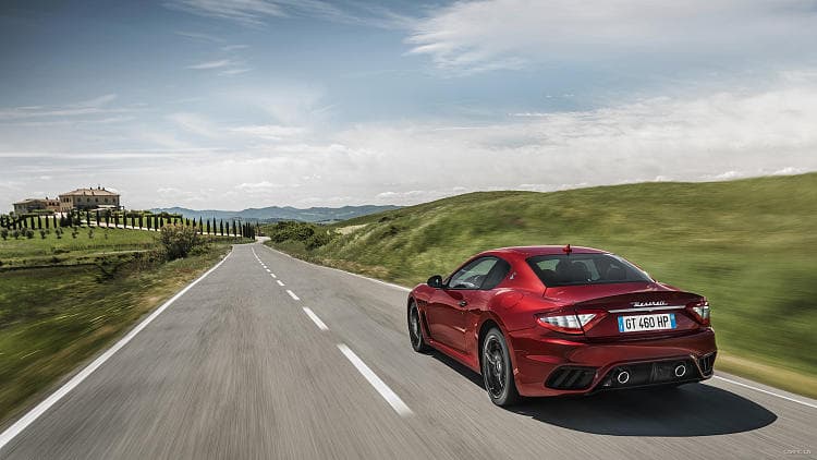 玛莎拉蒂 GranTurismo  高清全屏壁纸