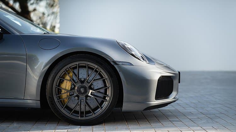 保时捷 911 Turbo S 高清全屏壁纸