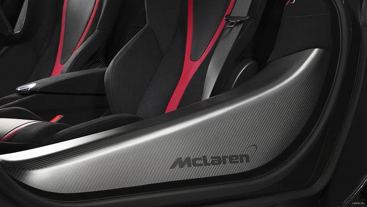 迈凯伦 720S velocity 高清全屏壁纸