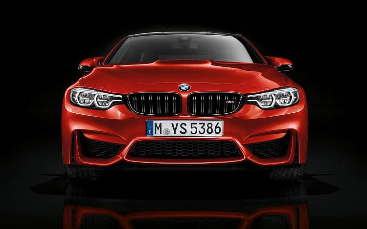 宝马 M4 coupe 高清全屏壁纸