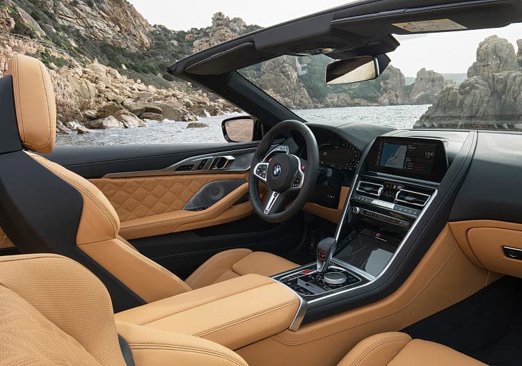 宝马 M8 competition cabrio 高清全屏壁纸