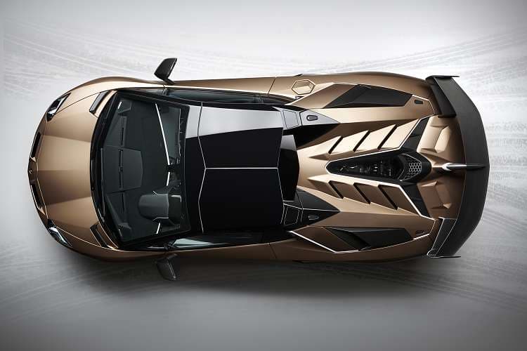 兰博基尼 Aventador SVJ ROADSTER 高清手机竖屏壁纸
