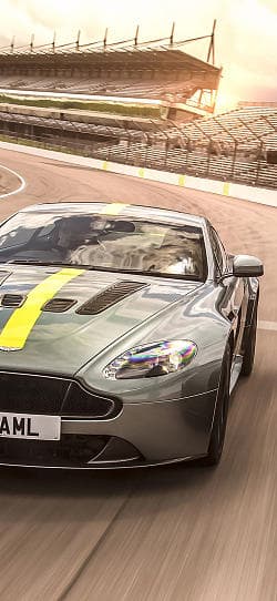 阿斯顿·马丁 Vantage amr 高清手机竖屏壁纸