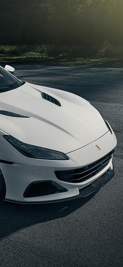 法拉利 Portofino m novitec 高清手机竖屏壁纸