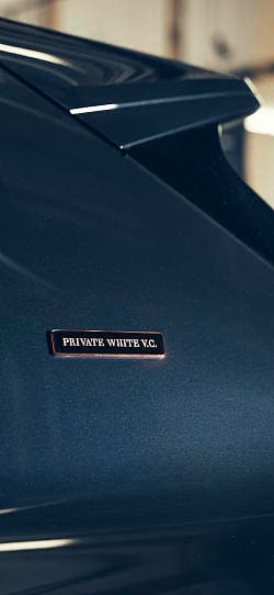 宾利 添越 private_white_v.c_by_mulliner 高清手机竖屏壁纸