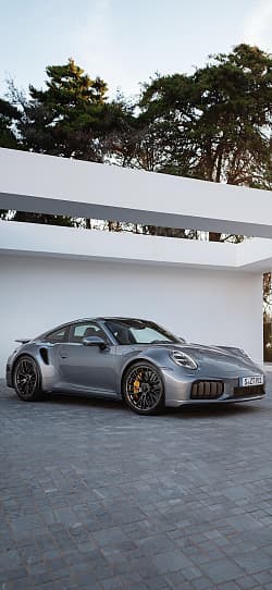 保时捷 911 Turbo S 高清手机竖屏壁纸