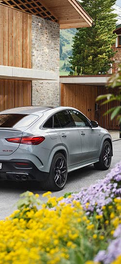 奔驰 GLE 53 hybrid 4matic coupe 高清手机竖屏壁纸