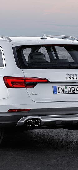 奥迪 A4 allroad 高清手机竖屏壁纸