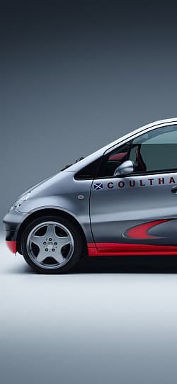 奔驰 A级 160 F1 Edition Coulthard 高清手机竖屏壁纸