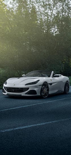 法拉利 Portofino m novitec 高清手机竖屏壁纸
