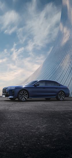 宝马 M7 760e xDrive 高清手机竖屏壁纸