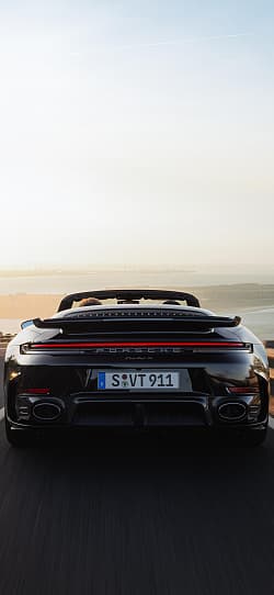 保时捷 911 Turbo S 高清手机竖屏壁纸