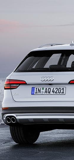 奥迪 A4 allroad 高清手机竖屏壁纸