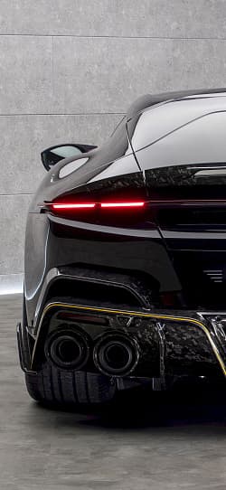 法拉利 12Cilindri Mansory Equestre 迈莎锐改装版 高清手机竖屏壁纸