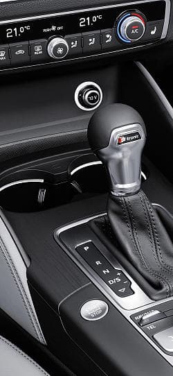 奥迪 A3 sportback 高清手机竖屏壁纸