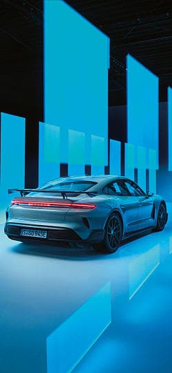 保时捷 Taycan Turbo GT mit Weissach Paket 高清手机竖屏壁纸