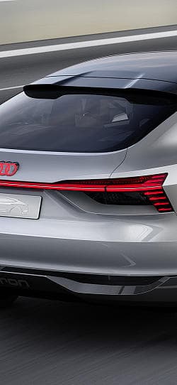 奥迪 概念车 e-tron sportback concept 高清手机竖屏壁纸