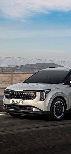 起亚 嘉华 limousine 高清手机竖屏壁纸