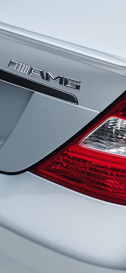 奔驰 AMG CLS 55 高清手机竖屏壁纸
