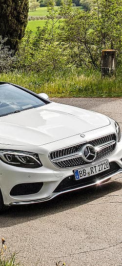 奔驰 AMG S 500 coupe 4matic amg sports package 高清手机竖屏壁纸