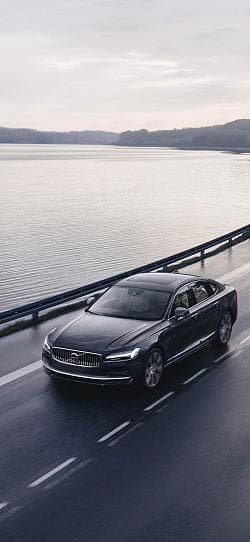沃尔沃 S90 t8 awd recharge inscription 高清手机竖屏壁纸