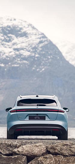 蔚来 ET5 touring 高清手机竖屏壁纸