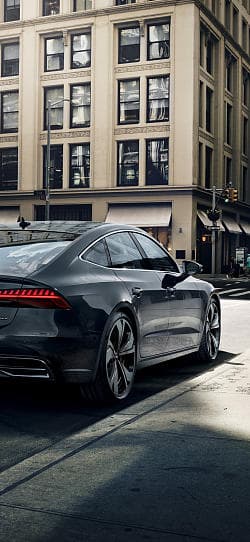 奥迪 A7 sportback quattro 高清手机竖屏壁纸