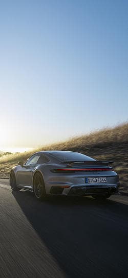 保时捷 911 Turbo 50 高清手机竖屏壁纸