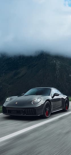 保时捷 911 Carrera 4 GTS Sonderwunsch 高清手机竖屏壁纸