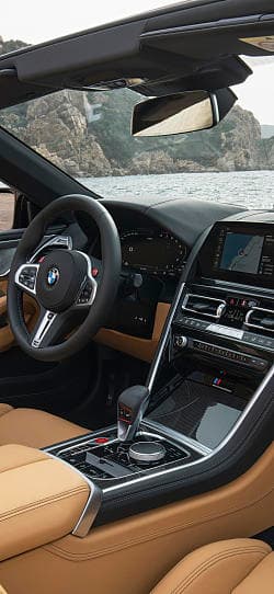 宝马 M8 competition cabrio 高清手机竖屏壁纸