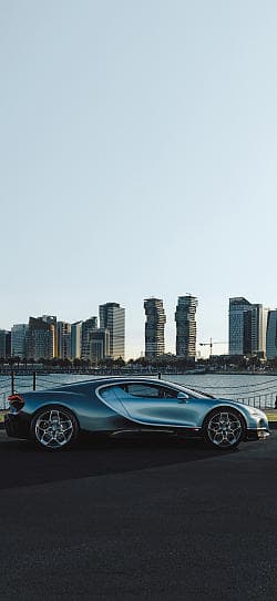 布加迪 Tourbillon Doha 高清手机竖屏壁纸