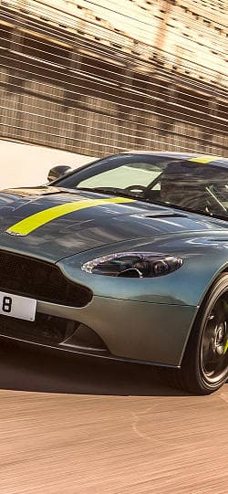 阿斯顿·马丁 Vantage amr 高清手机竖屏壁纸